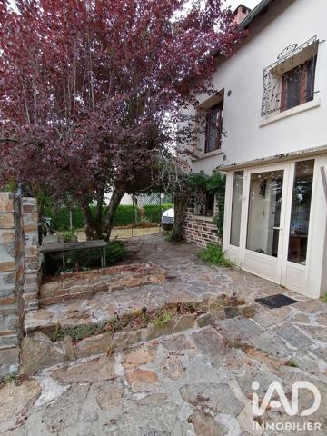 Maison à vendre 11 pièces 165 m² Saint-Yrieix-la-Perche