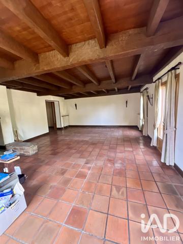 Maison à vendre 11 pièces 165 m² Saint-Yrieix-la-Perche