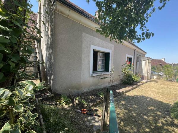 Maison à vendre |  Saint-Jean-Saint-Germain |  2 pièces | 57 m²