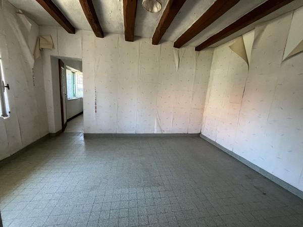 Maison à vendre |  Saint-Jean-Saint-Germain |  2 pièces | 57 m²