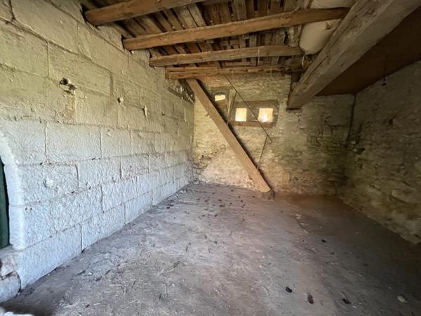 Maison à vendre |  Saint-Jean-Saint-Germain |  2 pièces | 57 m²