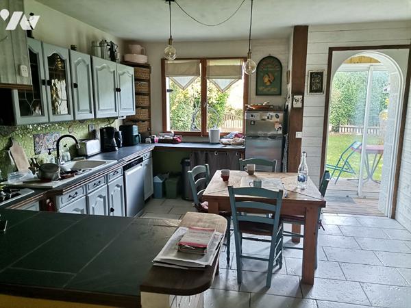 IFFENDIC - Proche Lac de Trémelin, maison de plain-pied avec 1,9 hectares de terrain.