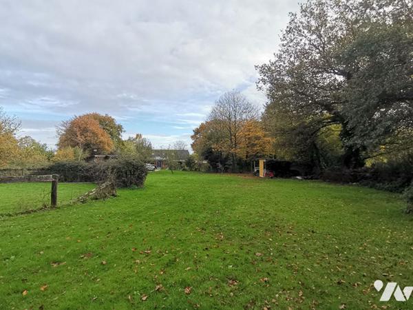 IFFENDIC - Proche Lac de Trémelin, maison de plain-pied avec 1,9 hectares de terrain.