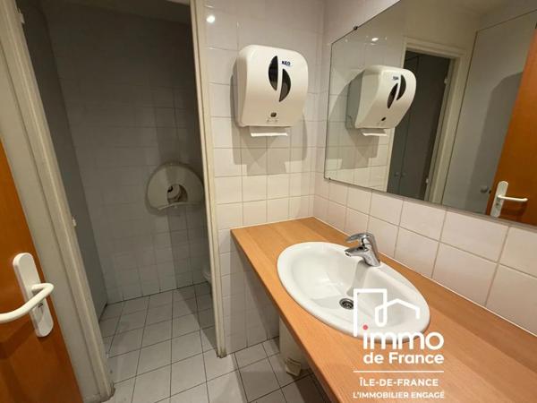 Bureau à vendre à Saint-Cloud (92210)