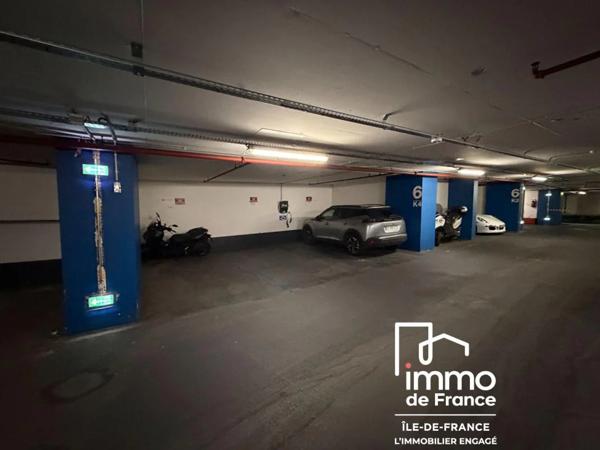 Bureau à vendre à Saint-Cloud (92210)