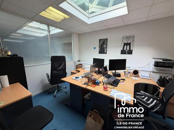 Bureau à vendre à Saint-Cloud (92210)