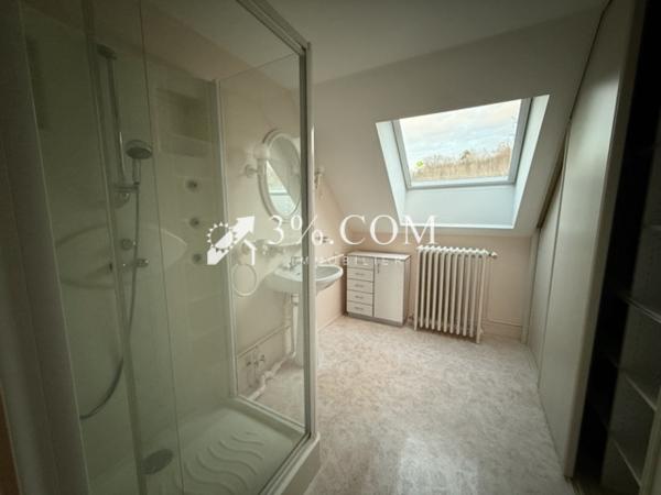 Maison 7 pièce(s) 5 chambre(s) 193 m²