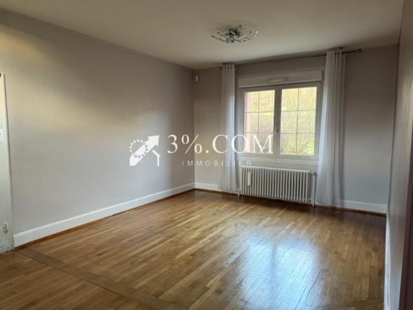 Maison 7 pièce(s) 5 chambre(s) 193 m²