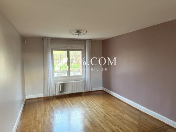 Maison 7 pièce(s) 5 chambre(s) 193 m²