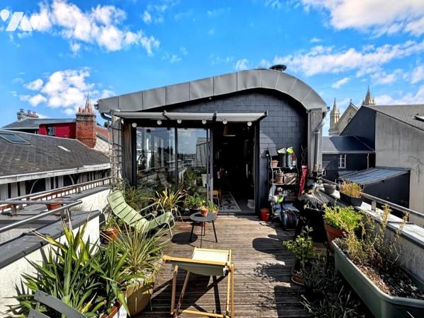 APPARTEMENT AVEC TERRASSE