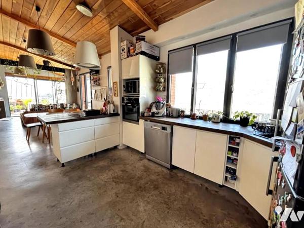 APPARTEMENT AVEC TERRASSE