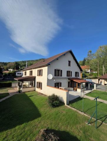 Propriété de charme avec fort potentiel locatif – 335 m² sur 1 320 m² de terrain