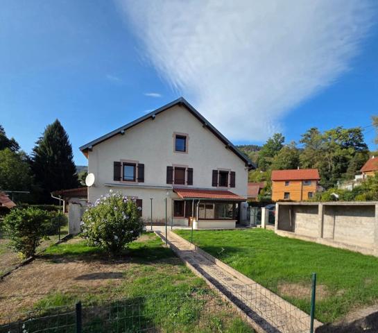 Propriété de charme avec fort potentiel locatif – 335 m² sur 1 320 m² de terrain