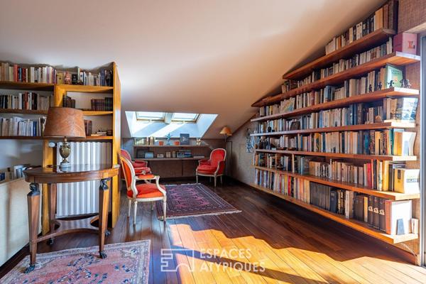 Maison d’architecte avec vue dominante, piscine et volumes ouverts