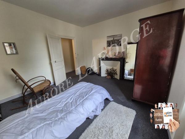 Maison à vendre 7 pièces centre ville de Le Blanc (36) 50min de chateauroux, 20min de Saint Savin,30 min de montmorillon