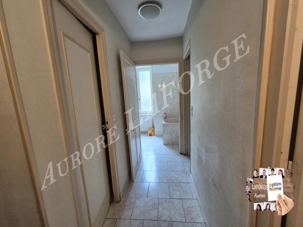 Maison à vendre 7 pièces centre ville de Le Blanc (36) 50min de chateauroux, 20min de Saint Savin,30 min de montmorillon
