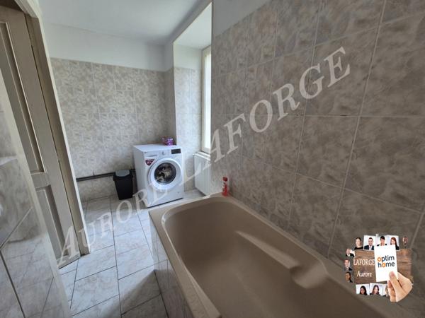 Maison à vendre 7 pièces centre ville de Le Blanc (36) 50min de chateauroux, 20min de Saint Savin,30 min de montmorillon