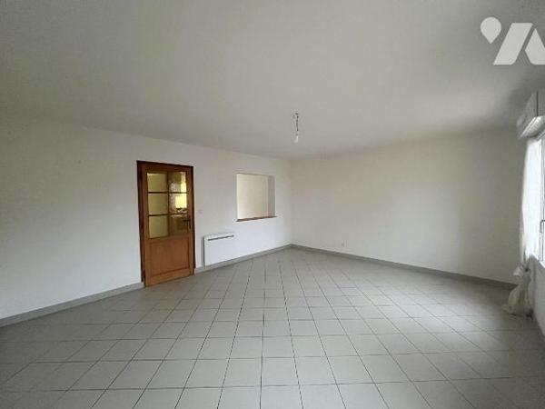 Nouveauté.
Idéal pour investissement ou 1ére acquisition.
Notre Service Immobilier vous propo...