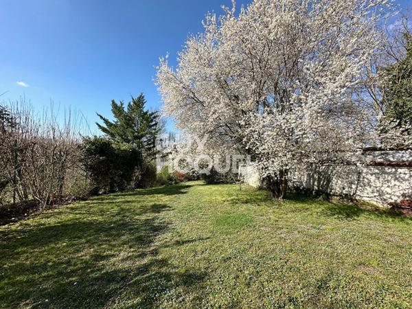 Maison familiale 3 niveaux sur terrain de 1 800 m²