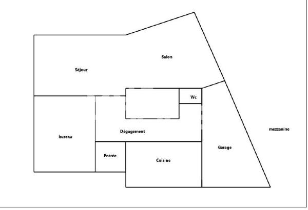 Maison familiale 3 niveaux sur terrain de 1 800 m²