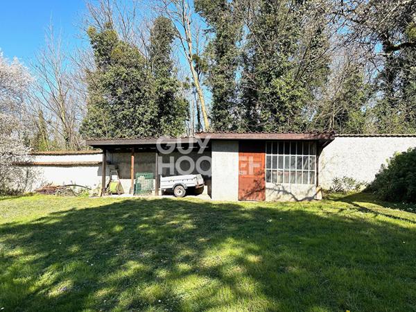 Maison familiale 3 niveaux sur terrain de 1 800 m²