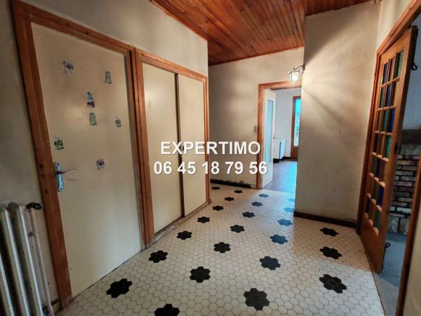 Saint-Aupre (38960) MAISON A RENOVER - OPPORTUNITE RARE - GRAND SOUS-SOL - AU CALME