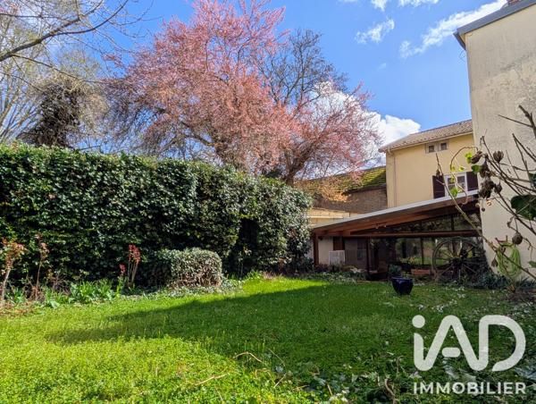 Maison à vendre 6 pièces 145 m² Châlons-en-Champagne