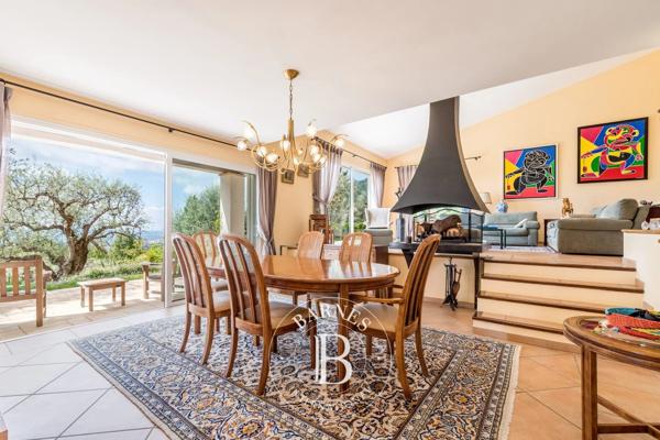 Grasse, Villa 5 Chambres -  240 m² à vendre