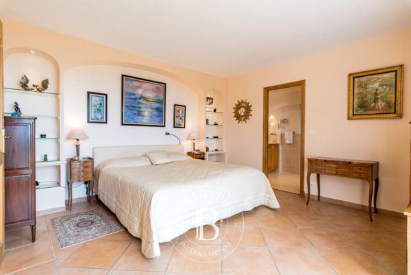 Grasse, Villa 5 Chambres -  240 m² à vendre