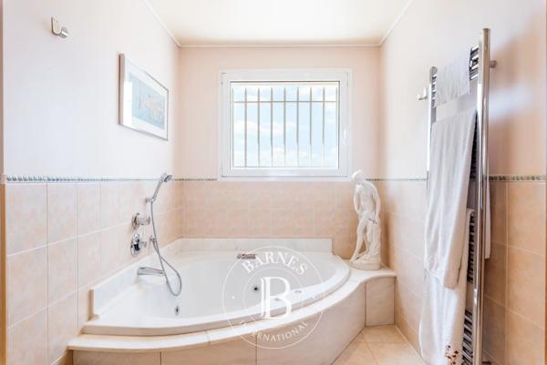 Grasse, Villa 5 Chambres -  240 m² à vendre