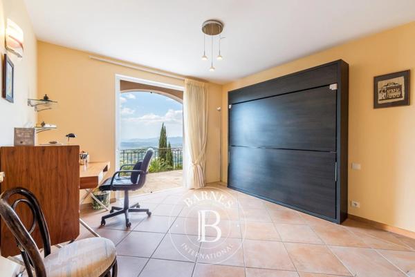 Grasse, Villa 5 Chambres -  240 m² à vendre