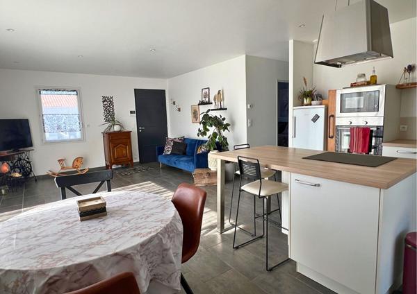 Maison Saint Urbain 3 pièce(s) 71 m2