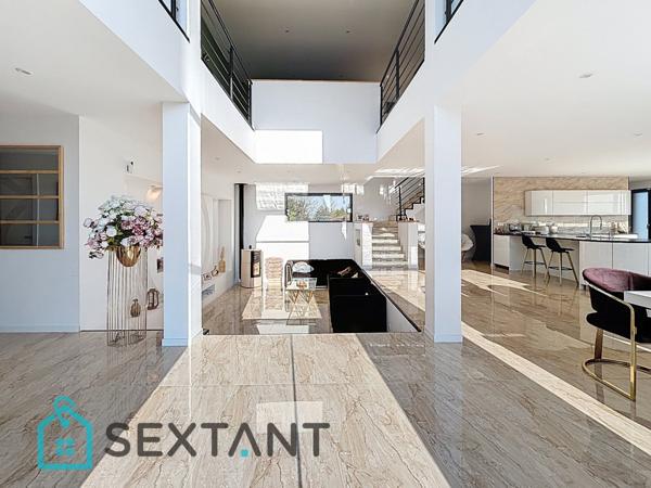 Maison 380 m2 terrain de 1800 m2