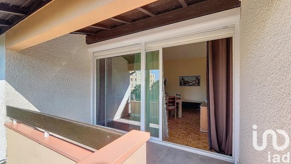 Appartement 2 pièces de 56 m² à Francheville (69340)