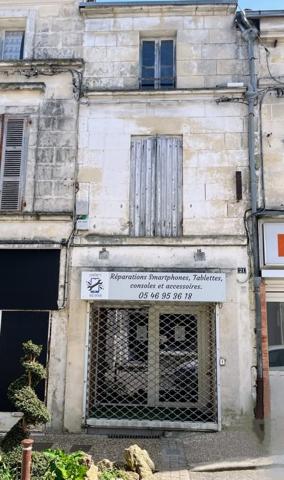 Immeuble à vendre |  Pons |  44 m²