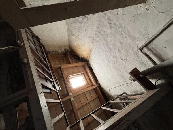Immeuble à vendre |  Pons |  44 m²