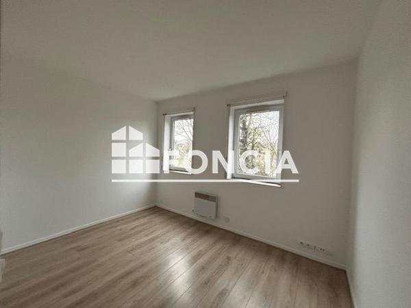 Location Studio 17.9 m² - 11 RUE DES MARAIS Pontoise 95300