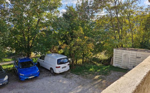 Maison à vendre    6 pièces •  Forcalquier