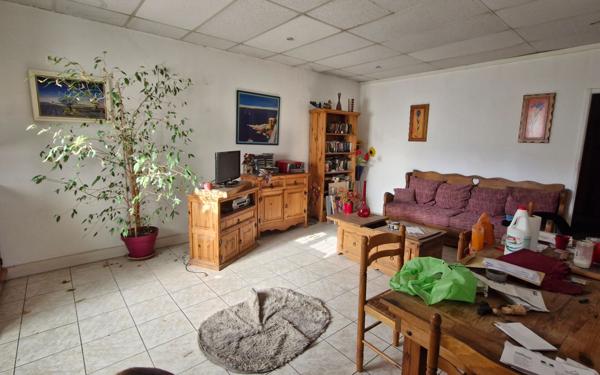 Maison à vendre    6 pièces •  Forcalquier