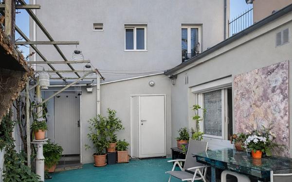 Appartement à vendre    3 pièces • 87 m2 Montreuil