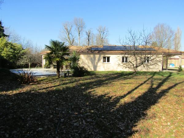 Très belle maison 146m², 3 chambres, piscine, terrain 2358m²