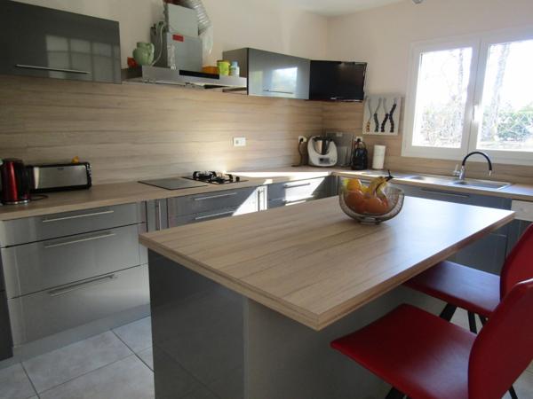 Très belle maison 146m², 3 chambres, piscine, terrain 2358m²