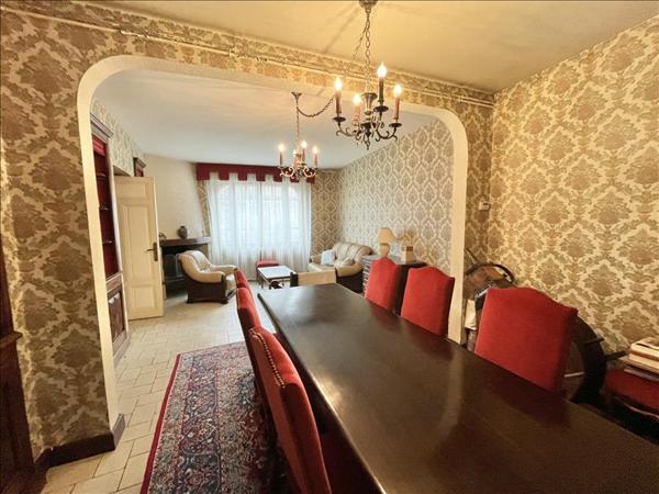 Maison à vendre |  Sos |  15 pièces | 300 m²