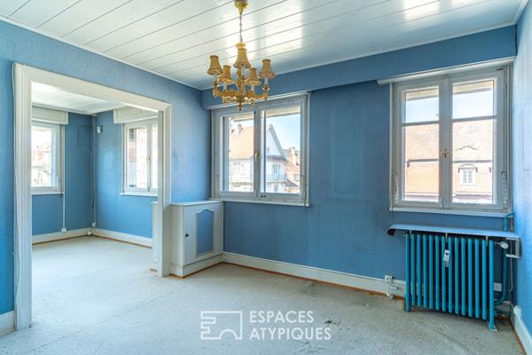 Appartement à rénover quartier de l’Orangerie avec garage et balcon