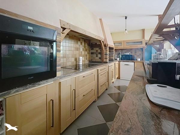 Maison à vendre 150 500 € Baignes-Sainte-Radegonde 5 p 171 m² DPE F