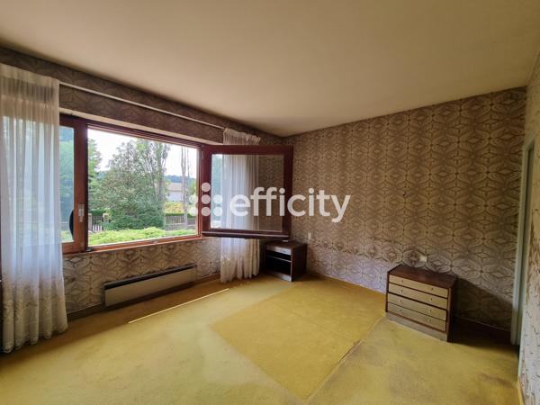 Maison 11 pièces - 272 m²