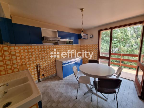 Maison 11 pièces - 272 m²