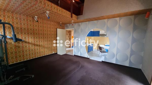 Maison 11 pièces - 272 m²