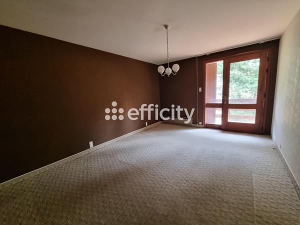 Maison 11 pièces - 272 m²