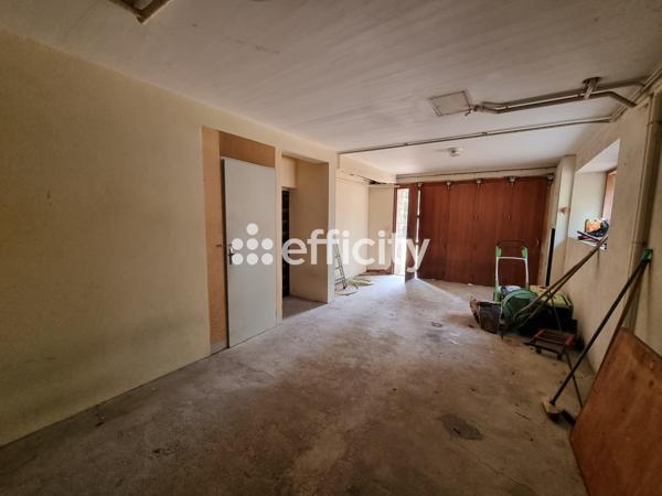 Maison 11 pièces - 272 m²